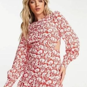 TopShop Dress, size 6 US Red Floral Cut Out Long Sleeve,NWT